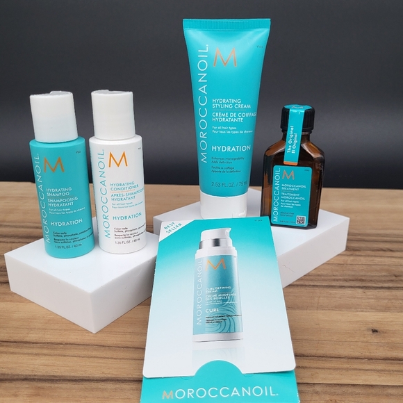 Moroccanoil Other - 5-Piece Moroccanoil Hydration Haircare Set, New